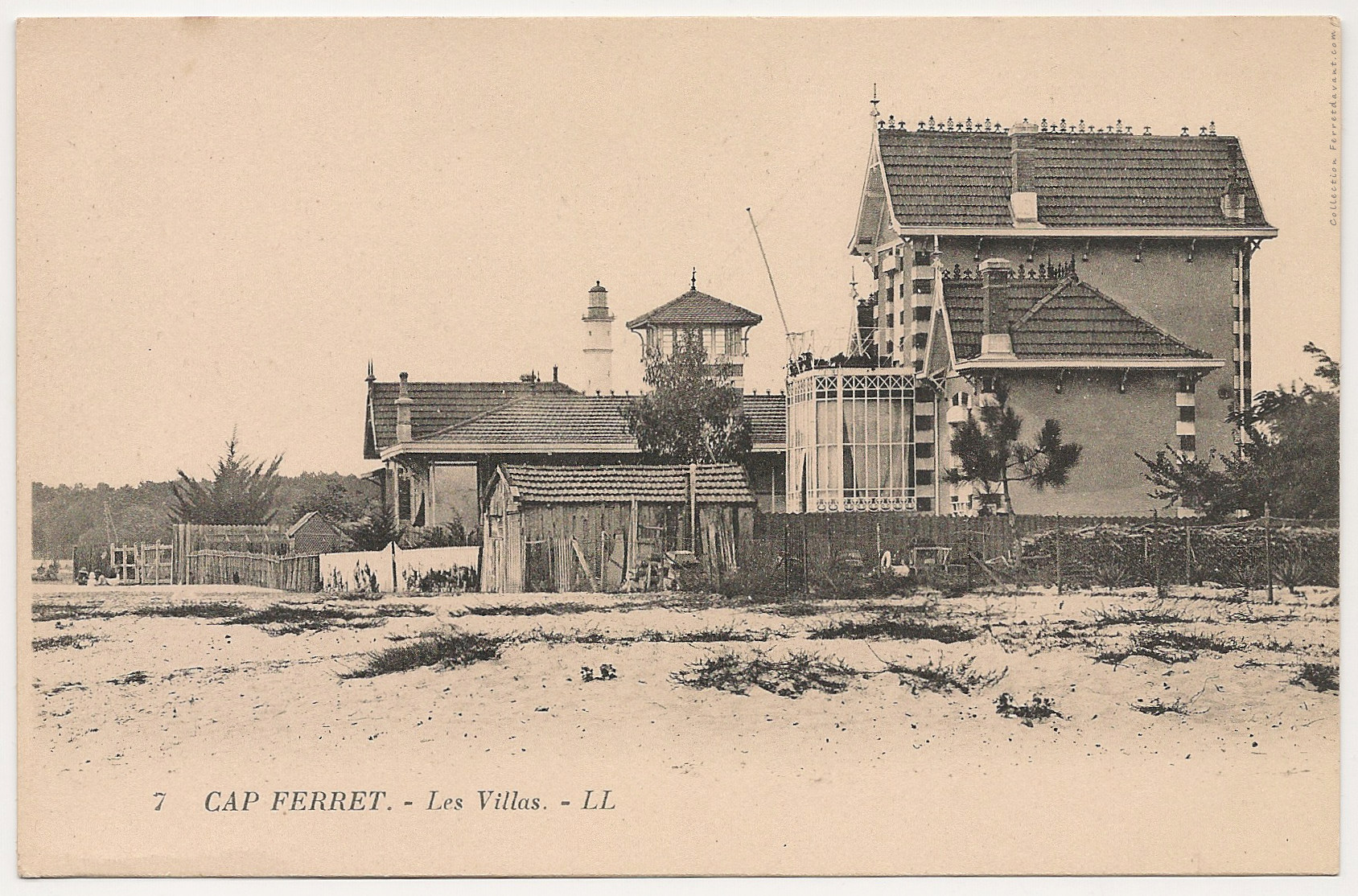 Carte postale ancienne ou photo de la collection Ferret d'Avant