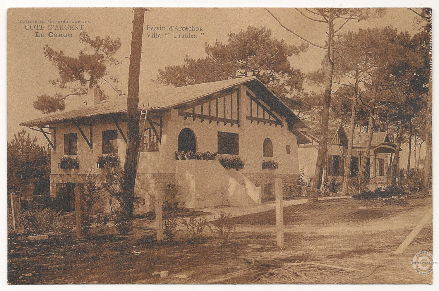 Carte postale ancienne ou photo de la collection Ferret d'Avant