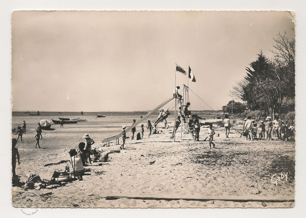 Carte postale ancienne ou photo de la collection Ferret d'Avant